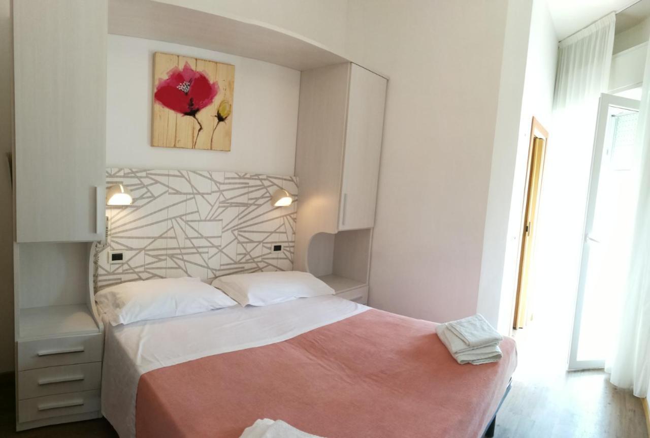 Hotel Luana Rimini Extérieur photo