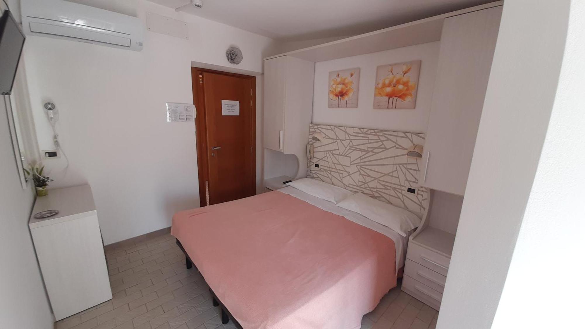 Hotel Luana Rimini Extérieur photo