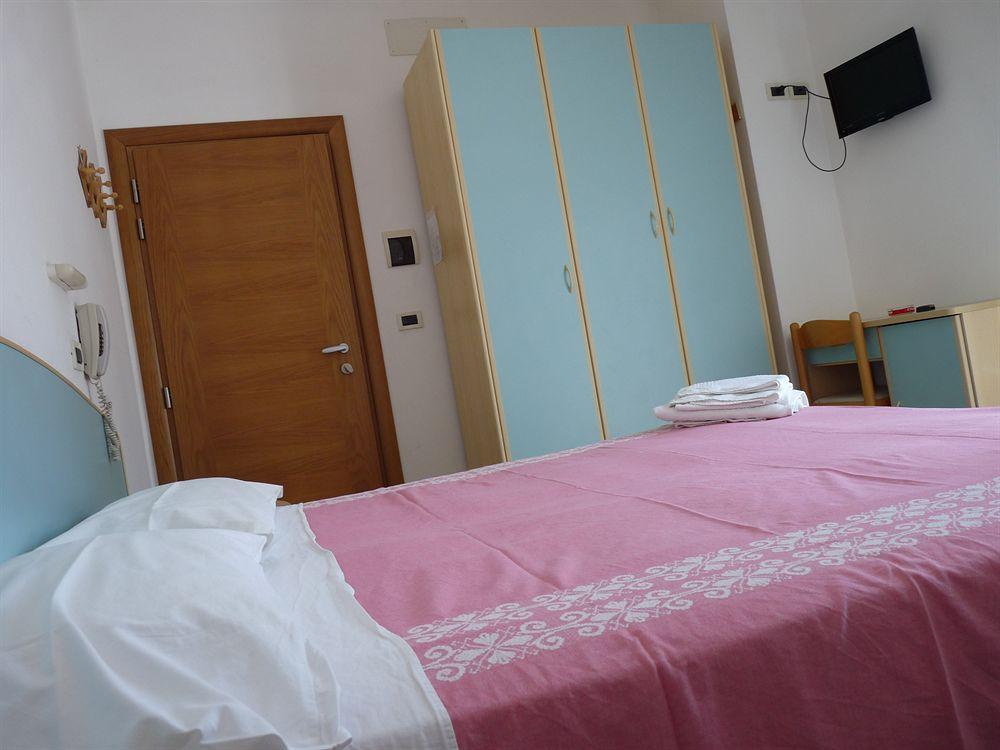 Hotel Luana Rimini Extérieur photo