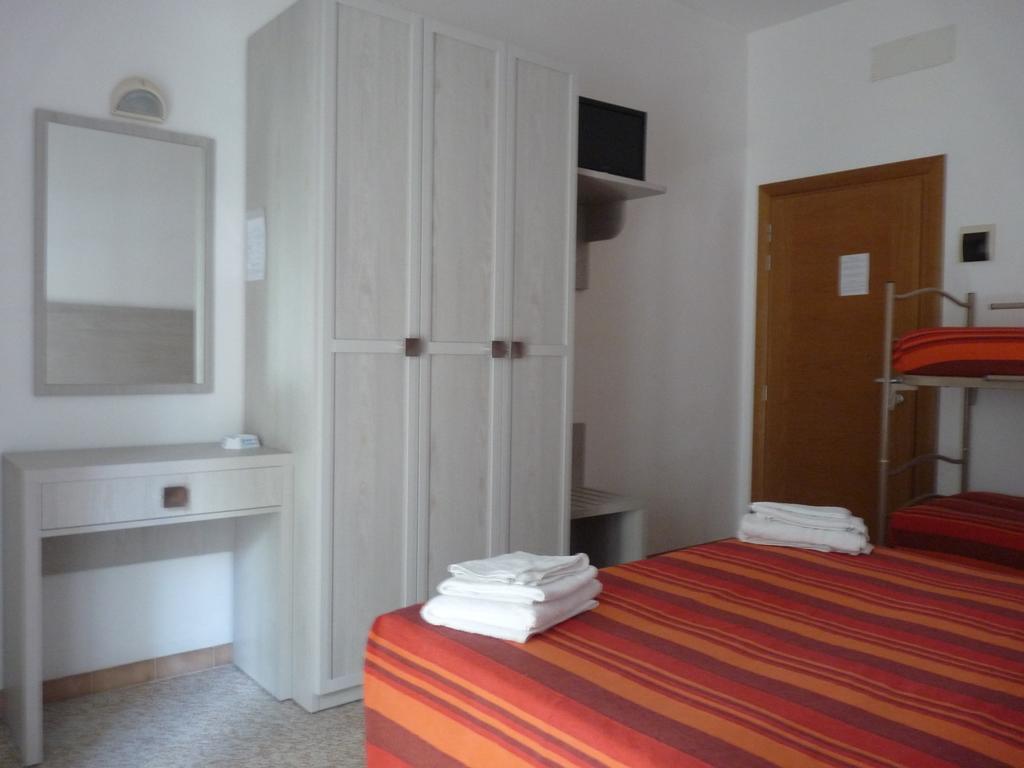 Hotel Luana Rimini Extérieur photo