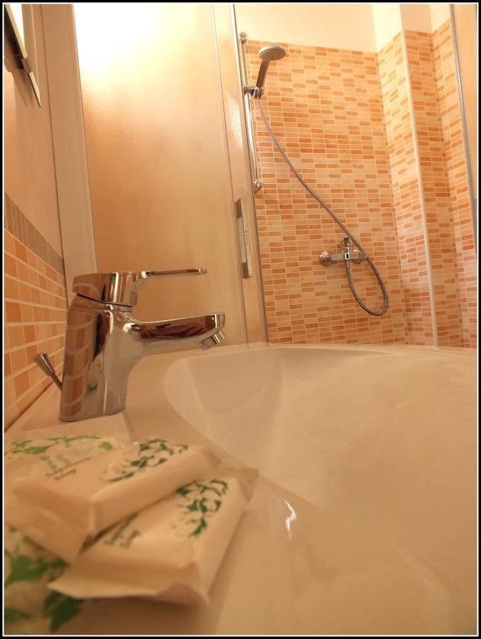 Hotel Luana Rimini Extérieur photo