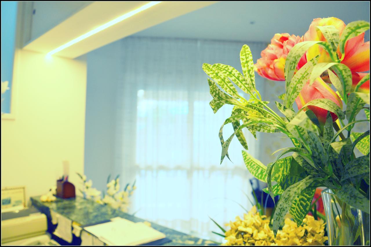 Hotel Luana Rimini Extérieur photo