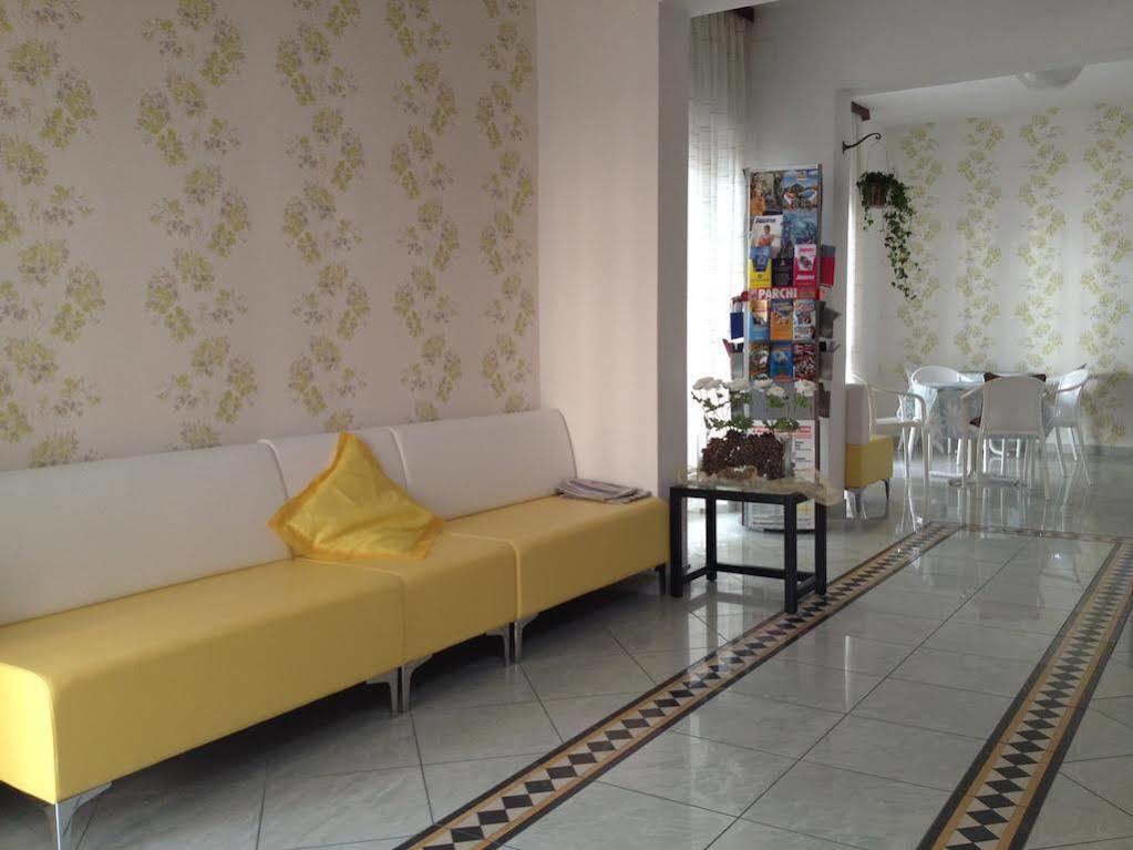 Hotel Luana Rimini Extérieur photo