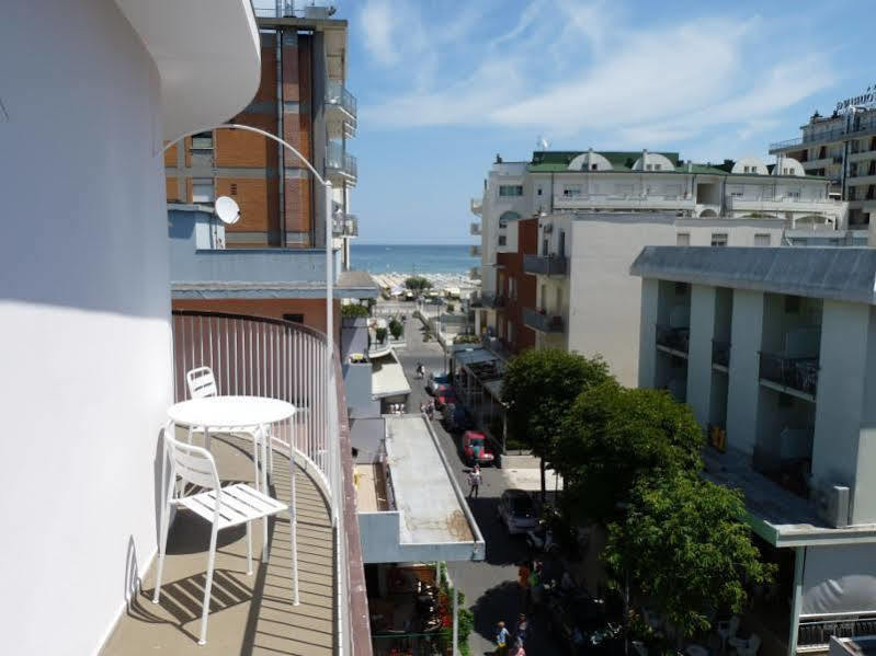 Hotel Luana Rimini Extérieur photo